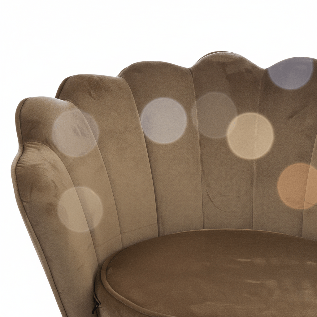 Poltrona a Conchiglia in Velluto Marrone con Cuscino. Gambe in Metallo Dorato. Design Moderno Glamour per Salotto, Camera e Vanity. Seduta Imbottita ed Ergonomica. Misure 70x67x75cm. Stile Vintage Chic.