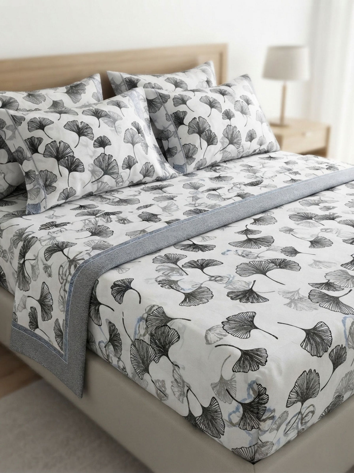 Completo Letto Matrimoniale in Misto Cotone - Set 4 Pezzi