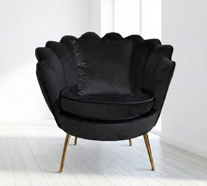 Poltrona Design Conchiglia Velluto Nero + Cuscino. Gambe Metallo Oro. Sedia Imbottita Scalloped Chair per Camera, Angolo Beauty e Salotto. Stile Moderno Vintage. 70x67x75cm