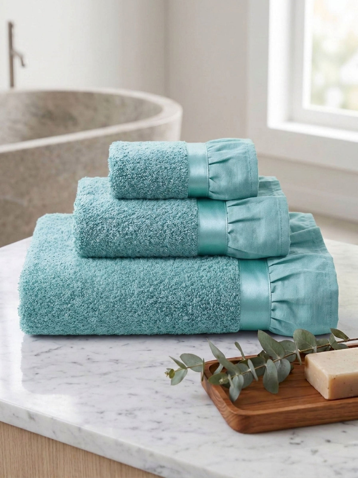 Set 3 Asciugamani Bagno in Spugna 500gsm con Balza Volant Shabby Chic, 12 Colori